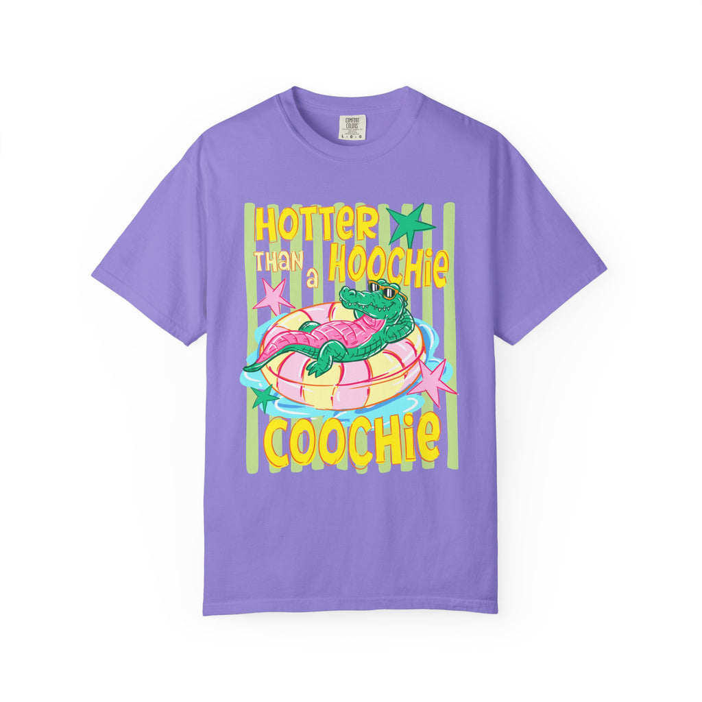 "Hotter Than A Hoochie Coochie" Retro Alligator Graphic Tee